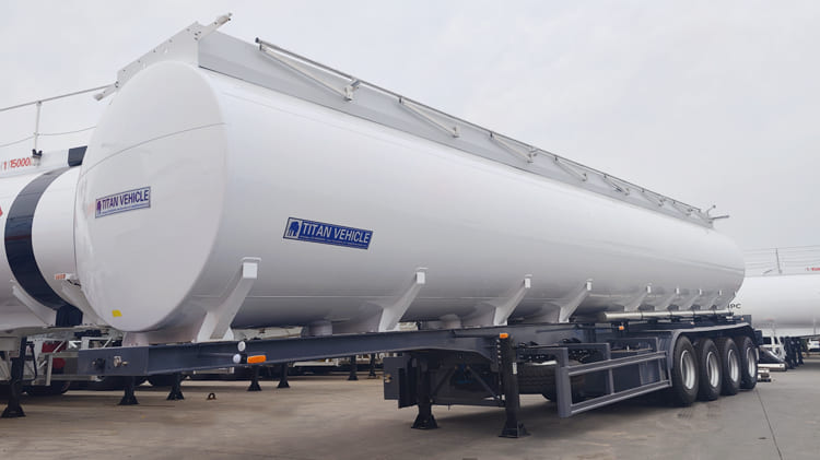 4 axle petrol tanker for Sale in Malawi