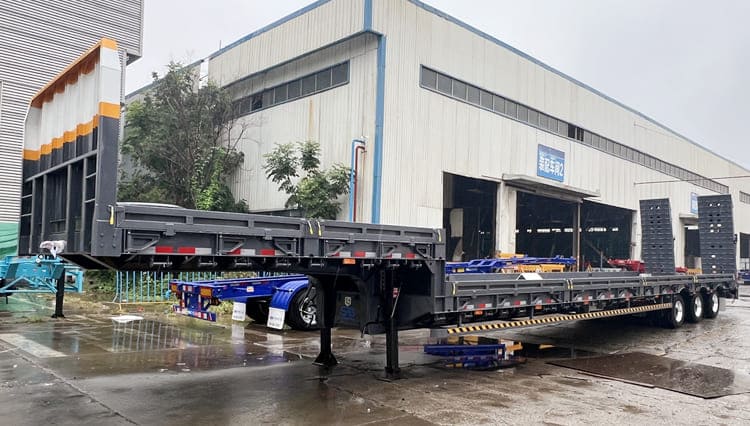 3 Axle Semi Low Loader Trailer for Sale in Malawi