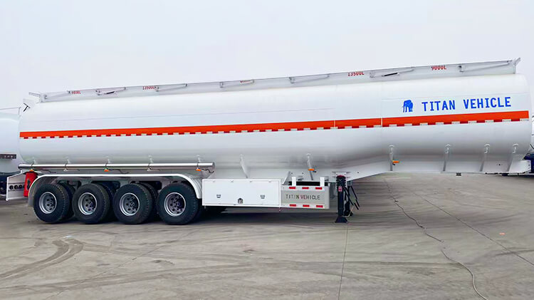 4 Axle Fuel Tanker Trailer for Sale in Mali